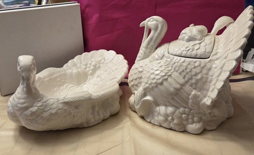 Thanksgiving soup tureen - soup,