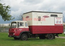 PHOTO  BEDFORD LORRY BRITISH RAILWAYS' BEDFORD TK A933NJK - TWO GREAT VINTAGE BE