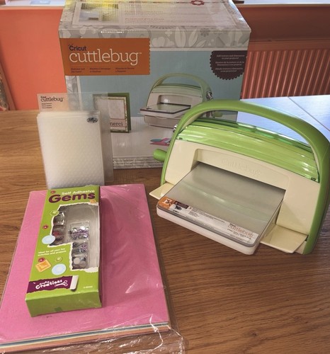 Cricut cuttlebug card - cuttlebug,