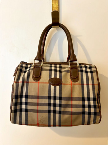 Burberry beige check canvas - beige,