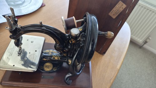 Willcox and gibbs vintage - and,