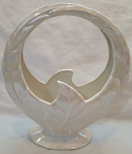 Beswick ring handled - beswick, basket