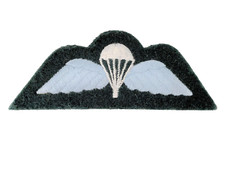 British or Commonwealth Paratrooper Cloth Jump Wings on VERY dark green PADDED