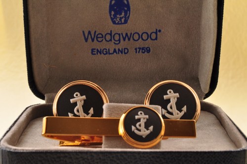 England brand wedgwood near - brand, "wedgwood"