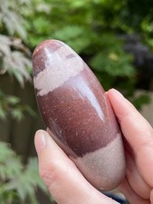 Large Shiva Lingam AAA+ Holy Mountain Stone India 225g 25