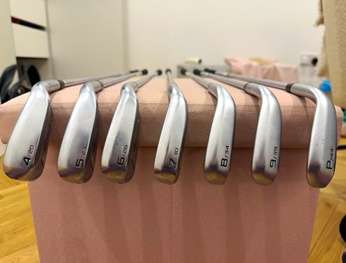 Cleveland launcher uhx irons - cleveland,