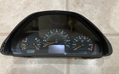 Mercedes clk w208 - w208, speedo