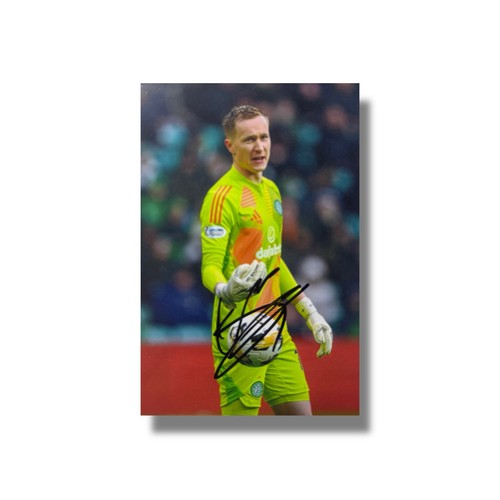 Signed sinisalo celtic 6x4 - signed, 6x4”