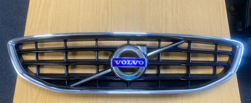 Volvo v40 design - v40, mesh