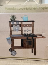 Wooden play kitchen / Spielküche aus Holz