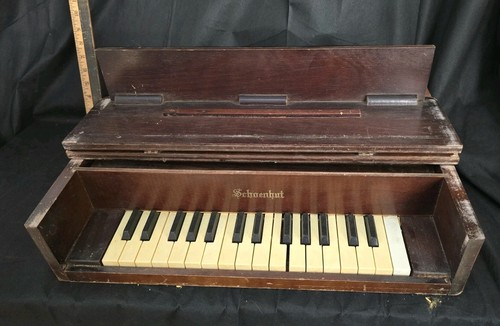 Antique schoenhut key toy - schoenhut, 30