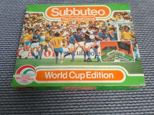 Vintage subbuteo world cup set - world,