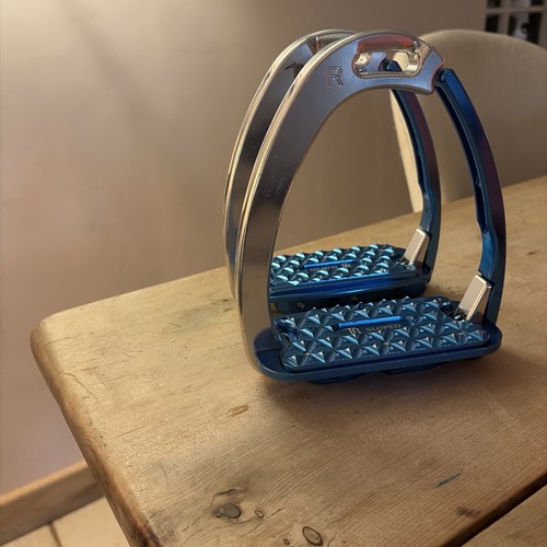 Tech stirrups venice sloped - tech,