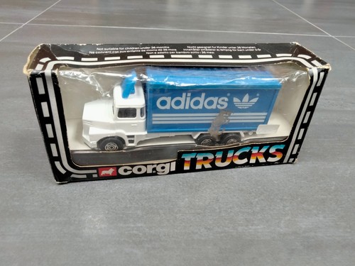 Corgi toys trucks 1183 - toys,