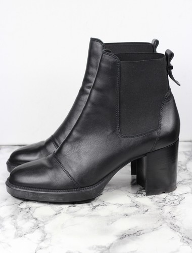 Aquatalia russell bromley - &,