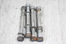 Brake disc screws at the front