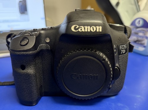 Canon eos mp digital - 7d,