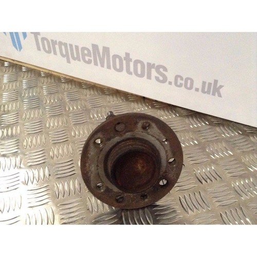 Vauxhall astra mk4 rear hub - vauxhall,