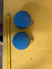 Pair Lapis Rollyballs Climbing