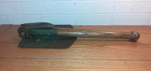 Army folding entrenching tool - folding,