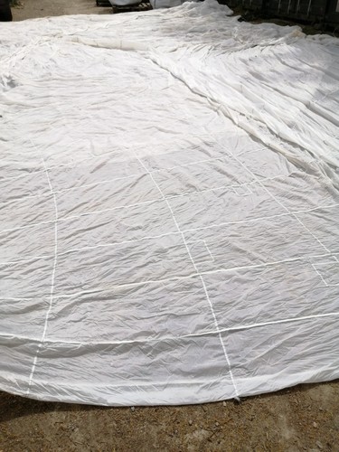Army white parachute 66ft - ex,