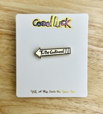 Anime Gift Manga JoJo's Bizarre Adventure To Be Continued Pin Enamel Badge