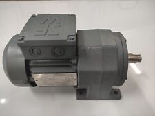 SEW MOTOR AND GEARBOX  R32