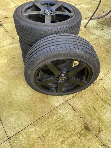Alloy wheels and tyres - alloy,