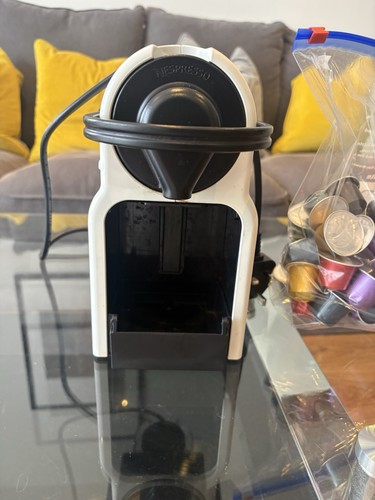 Nespresso krups coffee machine - nespresso,