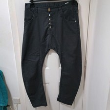 Humor Santiago Mens Low Drop