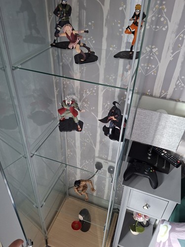 Tier glass display - 4,