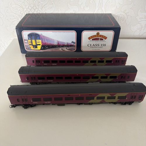 Bachmann 511 class 158 dmu - 31-511,