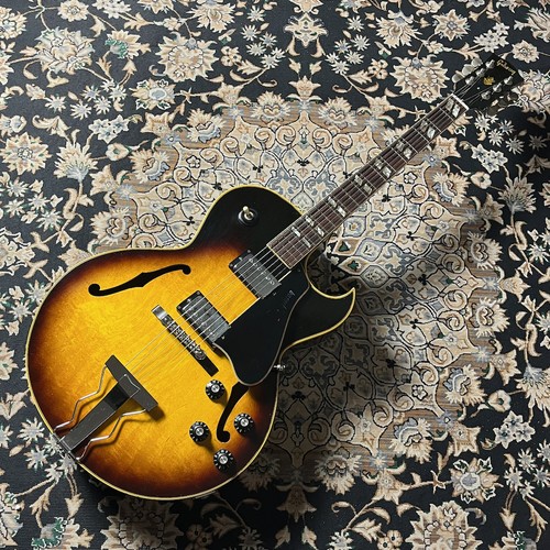 Gibson 1968 175d sunburst - 1968, es-175d