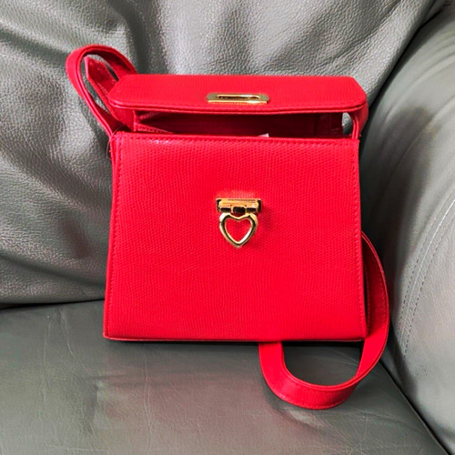 Marks spencer red - &,