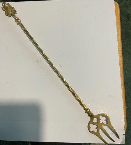 Brass toasting fork back - brass, fork/back
