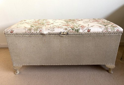 Lloyd loom vintage blanket - loom,