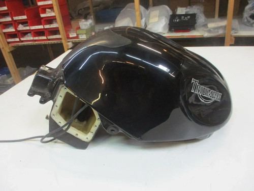 Triumph sprint 955 - 955, t695