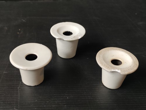 White faience inkwells for - 3,