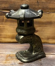 STONE GARDEN DETAILED GOLD SMALL JAPANESE PAGODA HAND CAST STONE ORNAMENT GIFT