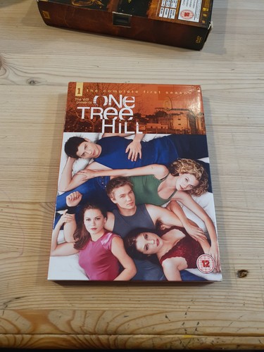 Tree hill complete - tree, series