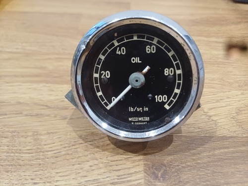 Moto meter oil temp amp - x,