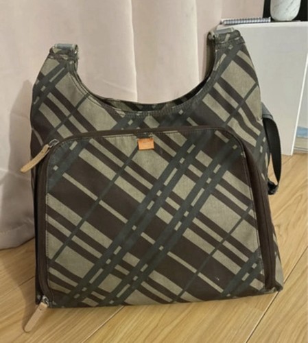 Changing nursing bags - changing,