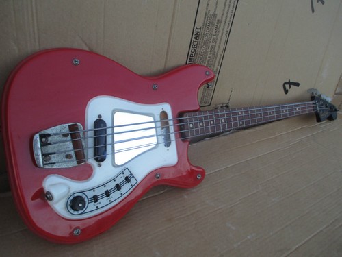 1969 hagstrom bass made - 1969,