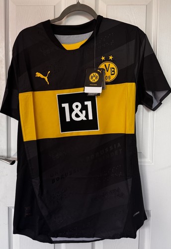 Bnwt authentic player spec - authentic/,