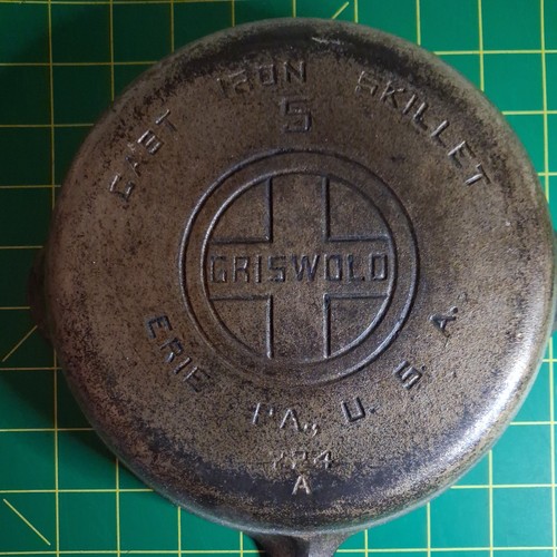 Vtg griswold cast iron skillet - cast,
