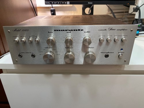 Marantz model 1060 amplifier - model,