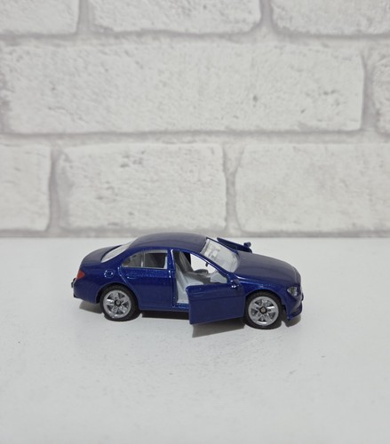 Siku scale mercedes benz - 1/64,