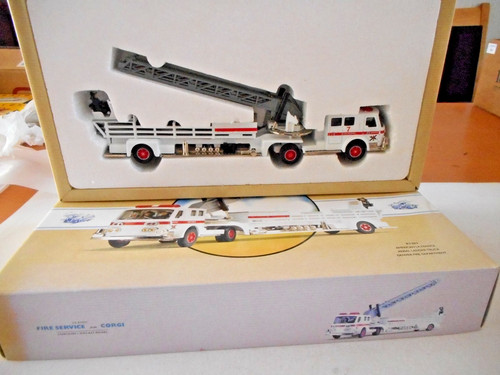 Corgi fire vehicles 97387 - fire,