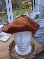 Kangol 100% pure virgin wool