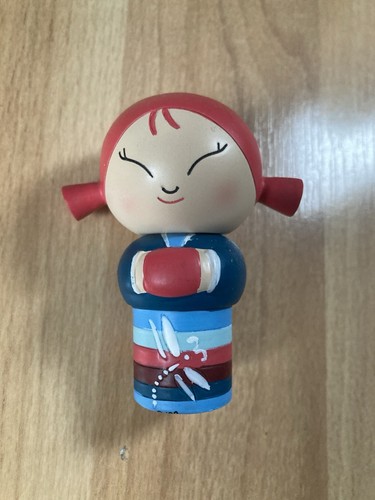 Momiji laughing doll - laughing,